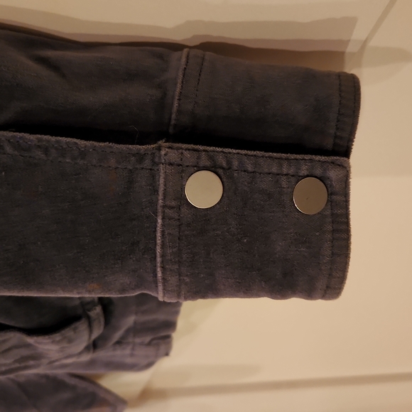 Jacket - Picture 4 of 10